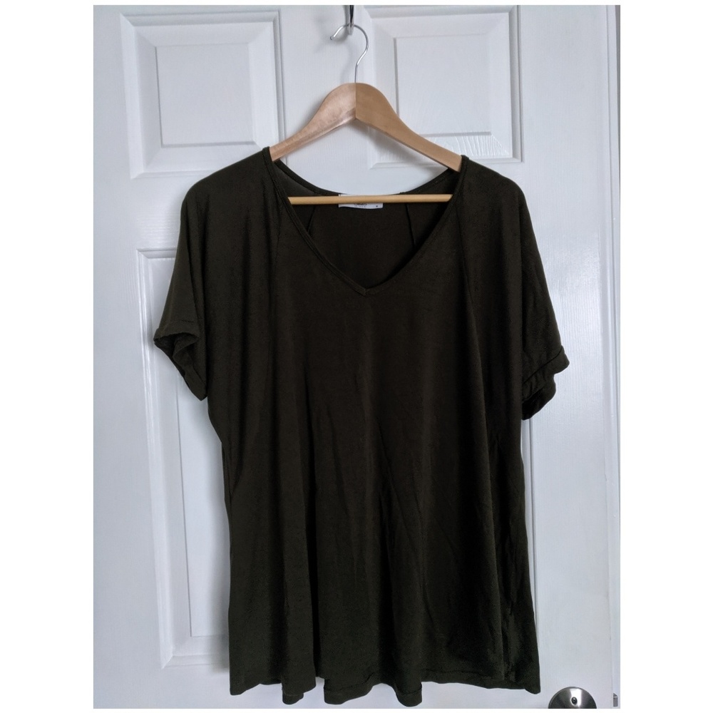 Carly Jean Los Angeles Boyfriend Tee Olive